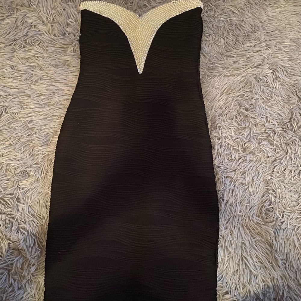 Mini dress - Picture 1 of 1